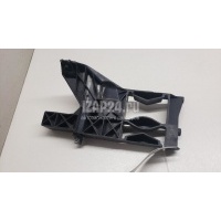 Кронштейн фар правый VAG Allroad quattro (2012 - ) 4G0805608