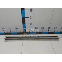 Направляющая (кузов наружные) Nissan Navara (D40) (2005 - 2015) 93396EB000