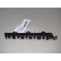 Направляющая заднего бампера правая VAG Fabia (2007 - 2015) 5J6807394