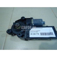 Моторчик стеклоподъемника Renault Megane III (2009 - 2016) 807310699R