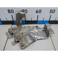 Кронштейн (сопут. товар) VAG A8 [4E] (2002 - 2010) 4E0133097J
