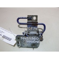 Петля двери передней правой нижняя VAG Caddy III (2004 - 2015) 1T0831412C
