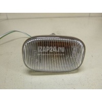 Повторитель на крыло белый Toyota Corolla E12 (2001 - 2007) 8173002023