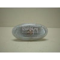 Повторитель на крыло белый Mazda Mazda 2 (DE) (2007 - 2014) GJ6A51120C