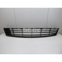 Решетка в бампер центральная Renault Clio III (2005 - 2012) 8200682294