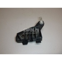 Направляющая заднего бампера левая Toyota RX 300/330/350/400h (2003 - 2009) 521560E011