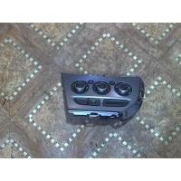 Переключатель отопителя (печки) Ford Focus 3 2011- 2011 1841572