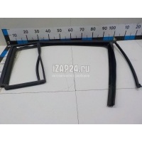 Уплотнитель стекла двери VAG Touran (2003 - 2010) 1T0839432E5AP