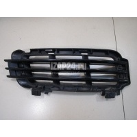 Решетка в бампер Land Rover Range Rover IV (2013 - ) LR046709