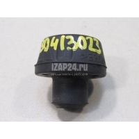 Подушка радиатора Renault Duster (2012 - ) 215081131R