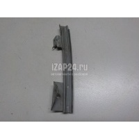 Направляющая стекла двери Nissan Terrano III (D10) 2014 8220100Q0B