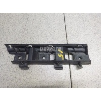Направляющая переднего бампера правая VAG Passat [B6] (2005 - 2010) 3C0807184