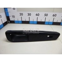 Накладка блока управления стеклоподъемниками Hyundai-Kia Ceed (2007 - 2012) 823611H000EQ