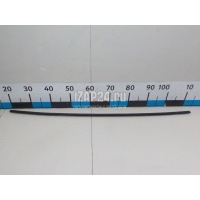 Накладка стекла заднего правого Land Rover Range Rover III (LM) (2002 - 2012) CGE000642