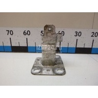 Кронштейн усилителя переднего бампера правый Renault Megane II (2003 - 2009) 8200011107