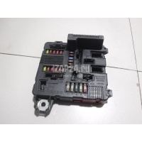 Блок предохранителей Renault Megane II (2003 - 2009) 8200306033