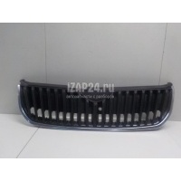 Решетка радиатора VAG Superb (2008 - 2015) 3T0853668A