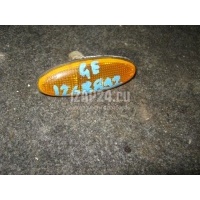 Повторитель на крыло желтый Mazda 323 (BA) (1994 - 1998) GA5R51120B