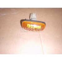 Повторитель на крыло желтый Nissan Primera P11E (1996 - 2002) 261609F000
