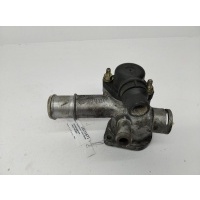Фланец (тройник) системы охлаждения Audi A4(B6) 2001 038121133A