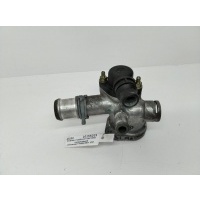 Фланец (тройник) системы охлаждения Volkswagen Passat B5+ (GP) 2003 038121133A