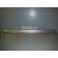 Молдинг передней правой двери Nissan Patrol (Y61) (1997 - 2009) 80870VB001