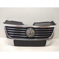 Решетка радиатора Volkswagen Passat B6 2006-2010 3C0853651AHPWF