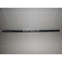 Накладка стекла заднего правого Suzuki Liana (2001 - 2007) 8383154G00