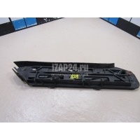 Направляющая переднего бампера правая VAG Caddy III (2004 - 2015) 1T0807050