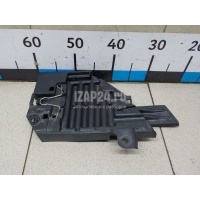 Кронштейн фар левый Land Rover Discovery Sport (2014 - ) LR066965