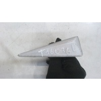 Повторитель поворотов, левая Renault Megane 2 2002-2009 2007 8200633416