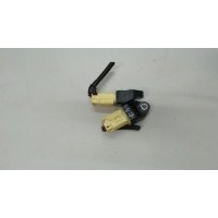 Датчик удара Toyota Urban Cruiser 2009 8983128020