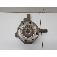 Кулак поворотный передний левый Renault Clio II/Symbol (1998 - 2008) 8200207307
