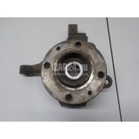 Кулак поворотный передний правый Renault Clio II/Symbol (1998 - 2008) 8200207313