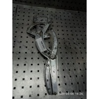 Стекло двери передней правой Volkswagen PASSAT 3 357837402B