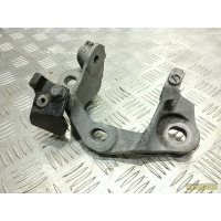 Кронштейн КПП Mazda 6 GJ (12-)/CX-5 (12-)/3 BM (13-) б/у