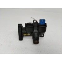 Фланец (тройник) системы охлаждения Volkswagen Passat B5 1998 058121133B