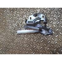 Петля крышки багажника левая Volkswagen Passat 6 2005-2010 2006 3C0823301E