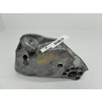 Кронштейн двигателя опорный Volkswagen Golf-4 2000 038199207H