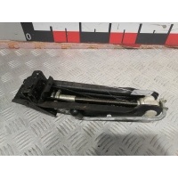 Домкрат Volkswagen Golf 5 (2003-2008) 2004 1K0011031C