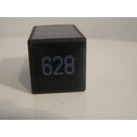 Реле 628 servotronic audi a6 s6 c5 4.2 v8 fl