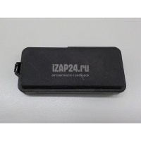 Крышка блока реле Toyota RX 350 2016 8266248280