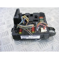 Блок предохранителей Renault Megane 2 (2002-2008) 2005 8200306032