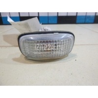 Повторитель на крыло белый Nissan Almera Classic (B10) (2006 - 2013) 2616095F0A