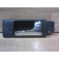 Ручка внутренняя передняя правая A6 S6,RS6 1995 4A0837020