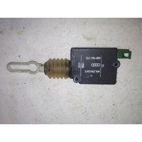 Активатор замка багажника Audi A6 (C5) 1997-2001 1998 4B9962115