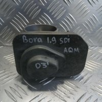 Заслонка дроссельная Volkswagen Bora 1997-2005 2003 038128063J