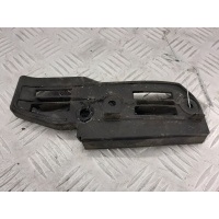 Кронштейн переднего бампера левый Volkswagen Passat 5 GP (2000-2005) 2004 3B0807183E