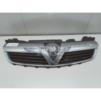 Решетка радиатора GM Zafira B (2005 - 2012) 13216644