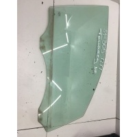 Стекло двери переднее правое Volkswagen Touareg II 2010- 7P6845022B